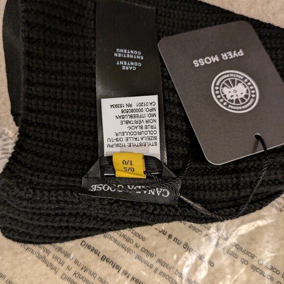 Canada Goose & Pyler Moss Merino Wool Balaclava/Toque Black w Gold Logo NEW - Picture 6 of 13